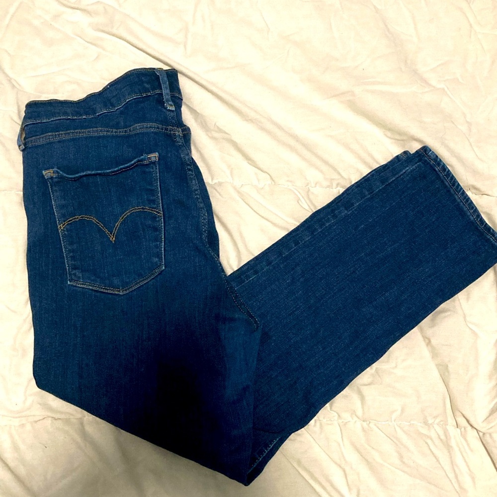 Levi’s High Rise Straight Crop
